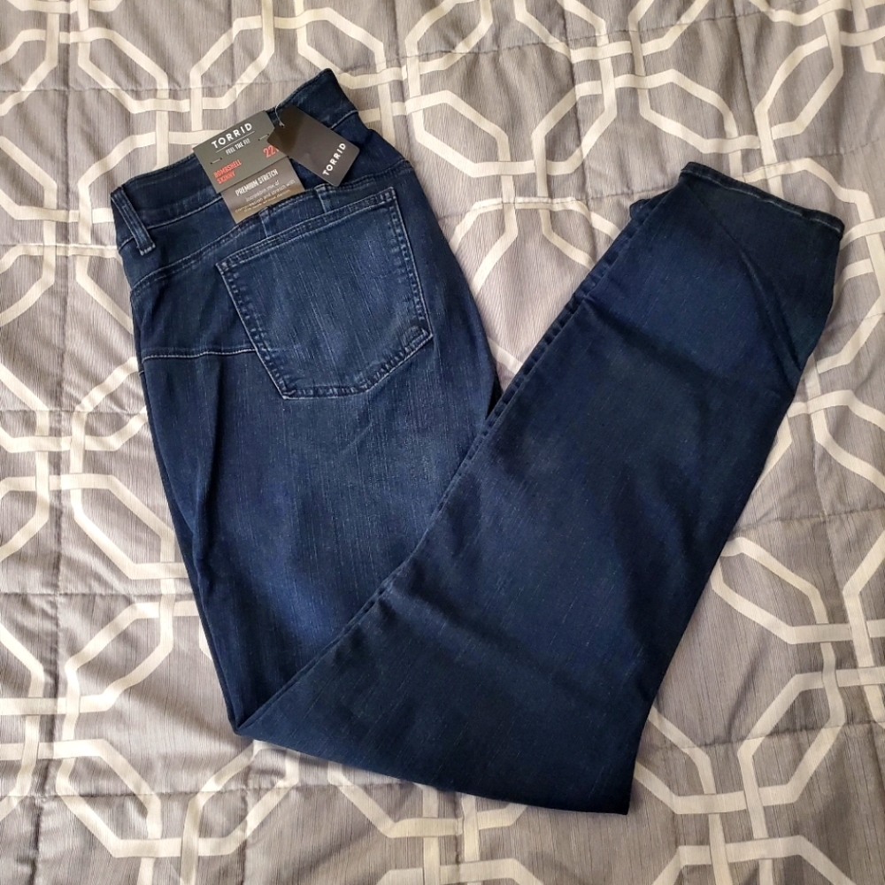Torrid Bombshell Jeans 22T